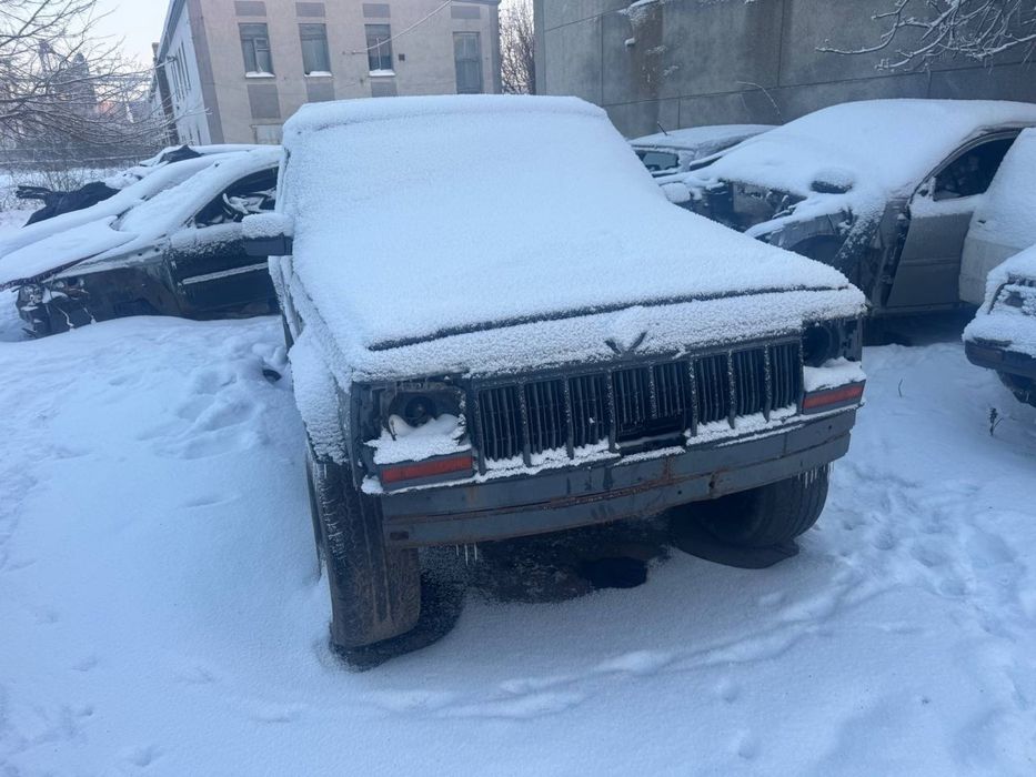 Розборка Jeep Cherokee (XJ) другого покоління шрот