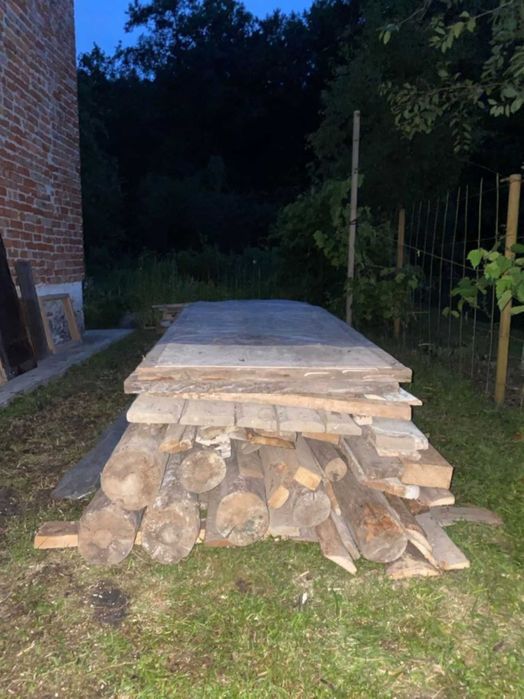 Продаємо  дерево