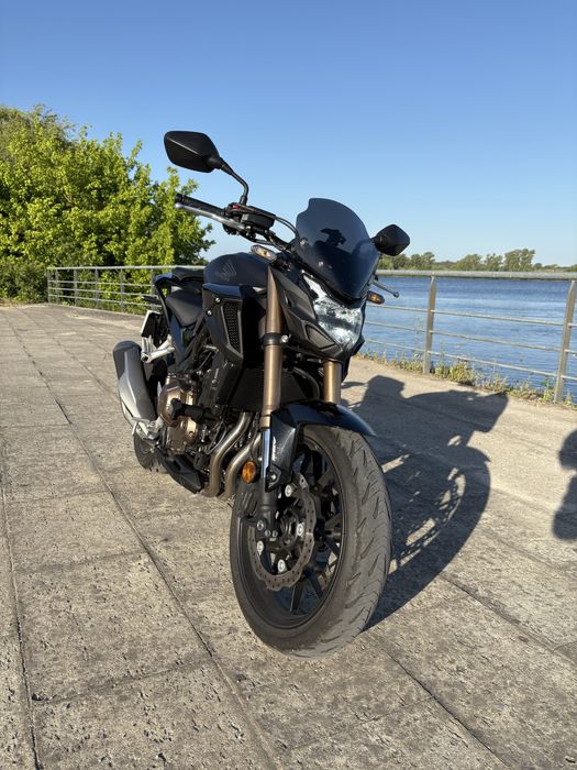 Honda CB500F Impecável