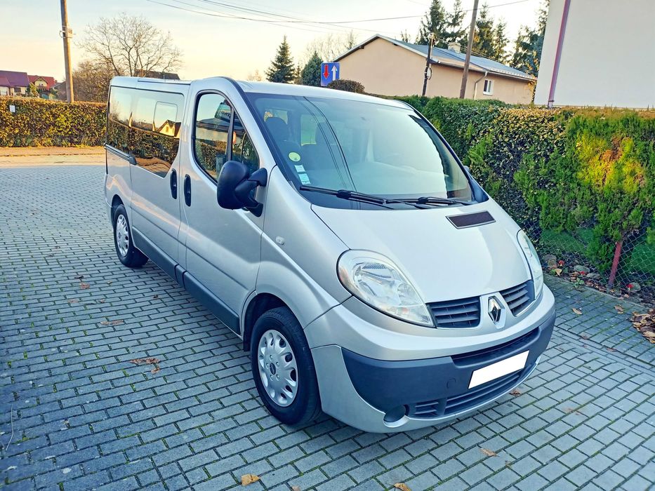 Super Stan! Renault Trafic 2.0 DCI Lift 9 Osób Oryginał