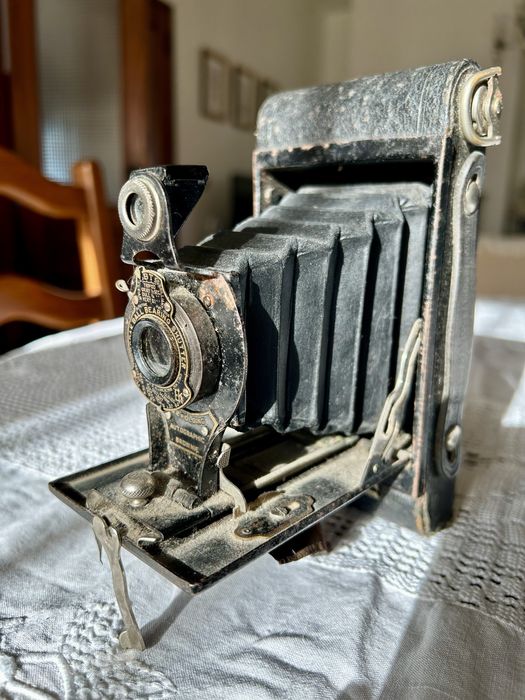 Câmara fotográfica Kodak antiga