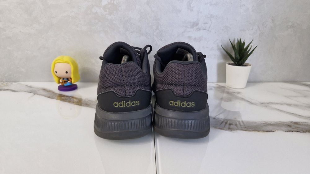 Крлсівки Adidas Lite Racer.Розмір 43