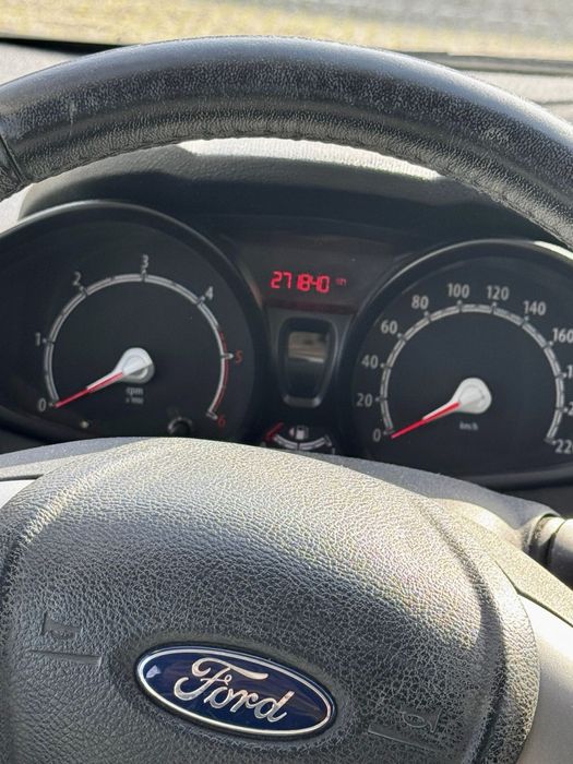 Ford Fiesta 1.4 TDCi ECOnetic (2012)