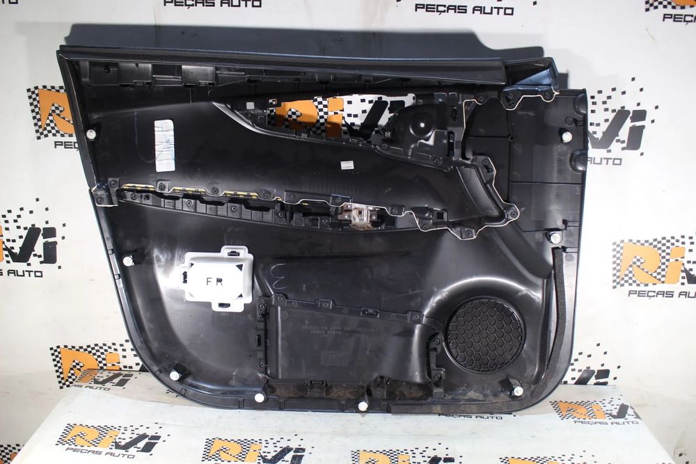 Forra porta / quartela frente direita NISSAN Qashqai II (J11)