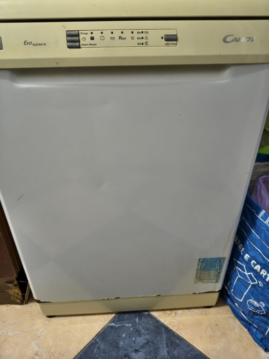 Máquina de lavar louça candy