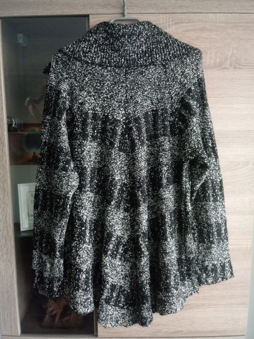 Czarno Szary Sweter L