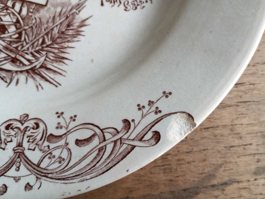 Antigo prato em faiança Massarelos "Torre de Belém"