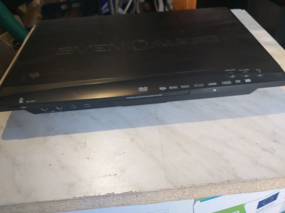 Продам DVD-програвач SVEN HD-1071