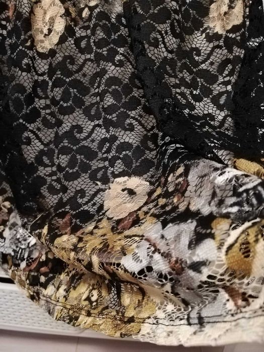 Elegancka koronkowa SUKIENKA czarno-brązowa S