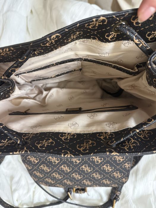 Рюкзак     Guess