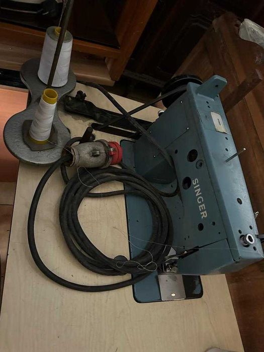 Maquina costura industrial