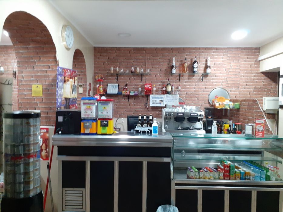 Café e snack-bar (RESERVADO)