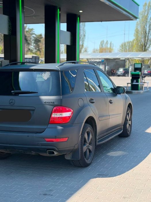 Mercedes-Bens Ml 500
