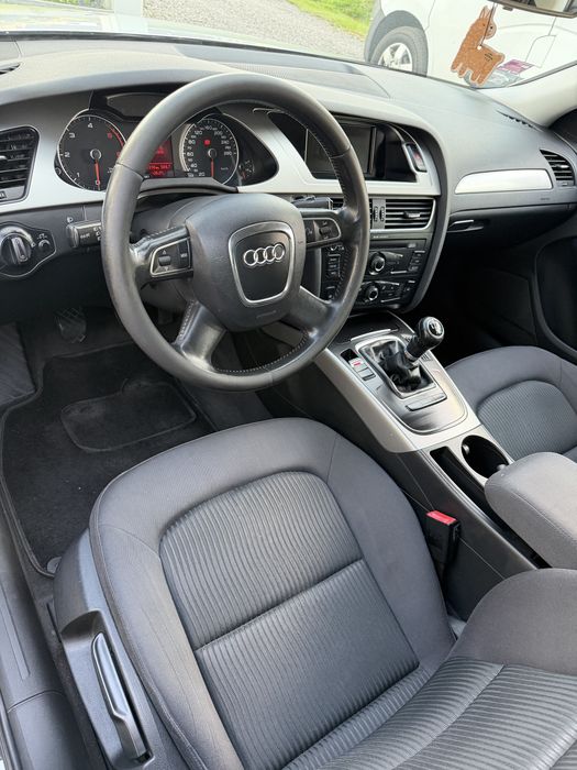 Audi A4 B8 sedan