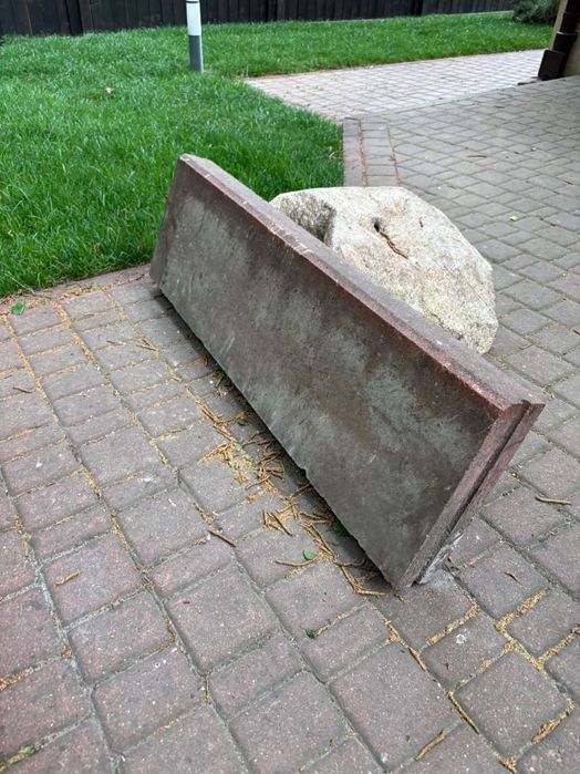 Krawężnik betonowy pozbruk