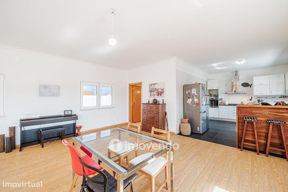Moradia T4 incrível, com terreno de 4.200m², no Rebocho, Coruche