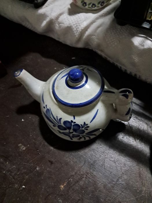 Chaleirazinha em ceramica