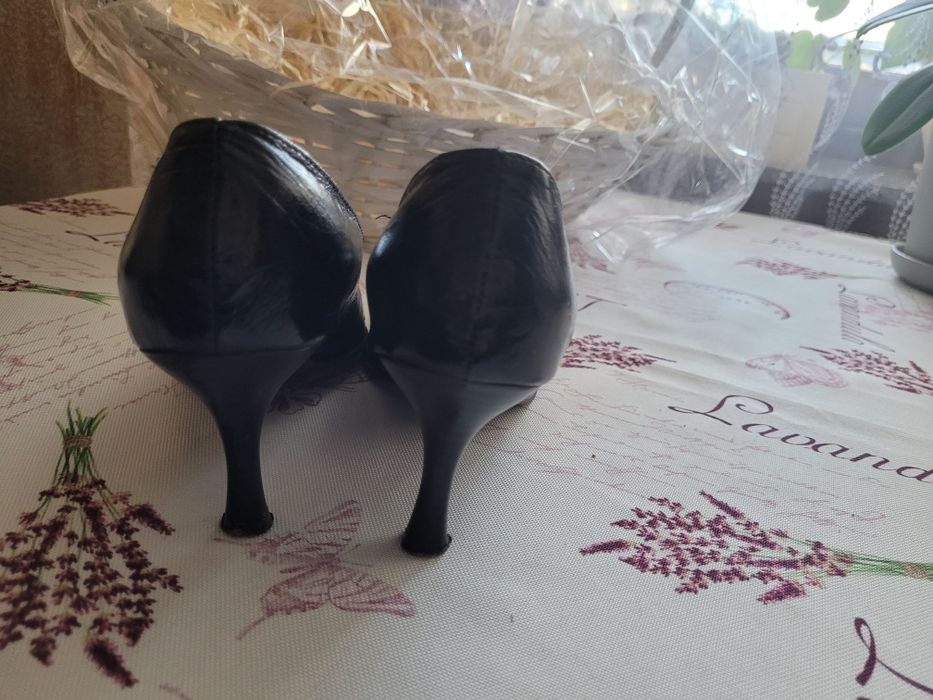 Buty skóra naturalna rozmiar 36