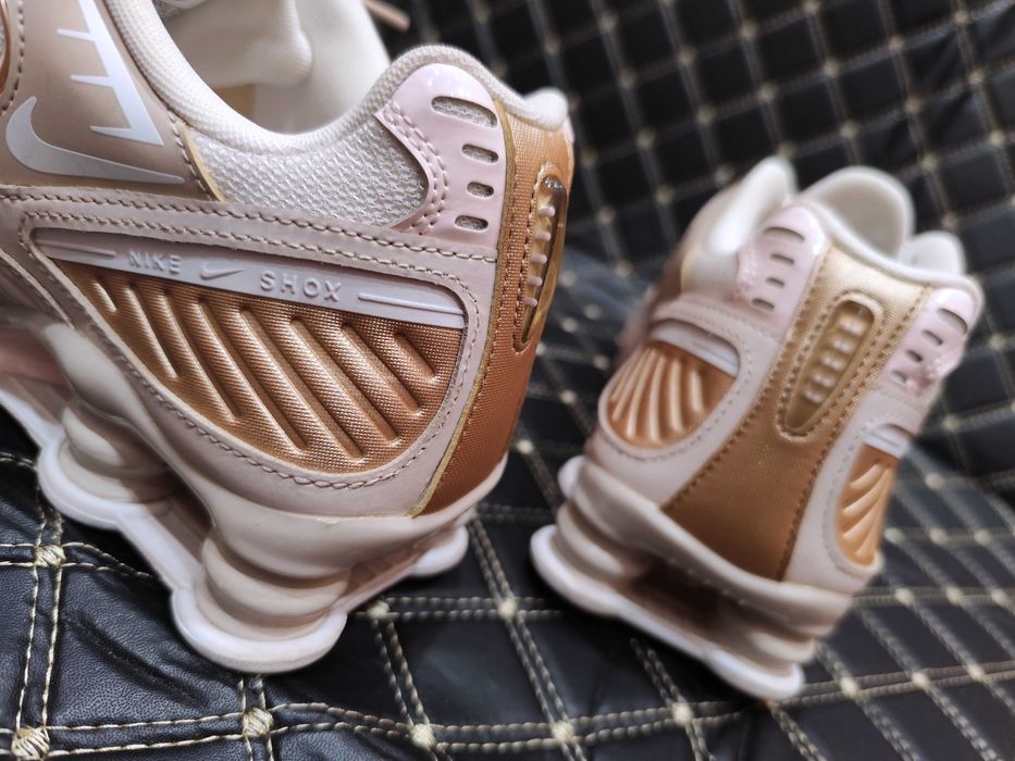 Кроси Nike Shox Enigma 9000. Оригінал - 39 (25.5см)