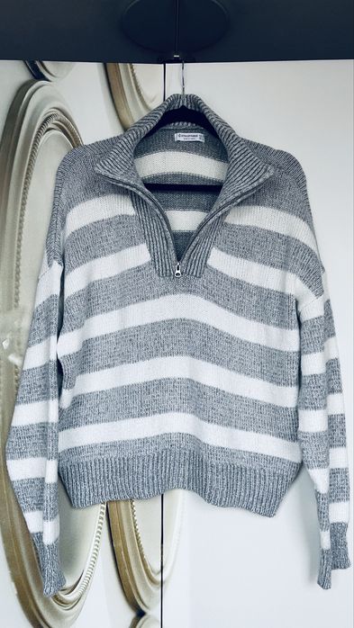 Джемпер женский STRADIVARIUS р.L. Турция