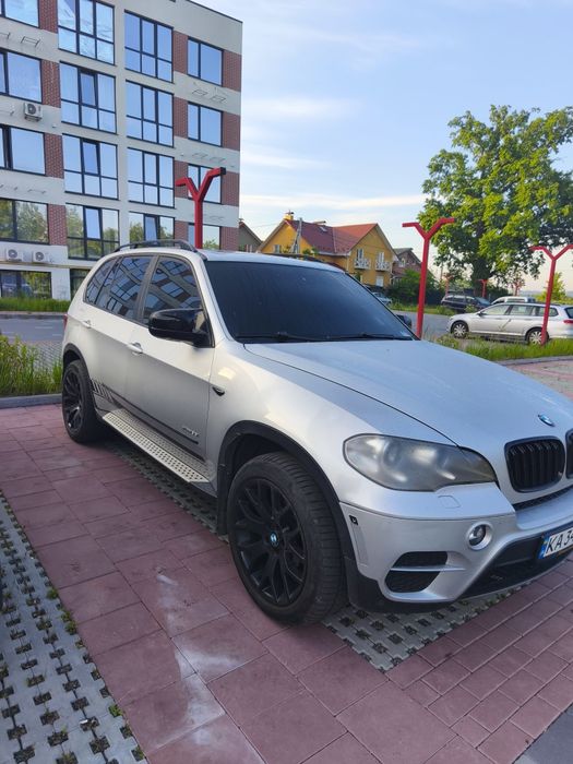 Продам бмв х5 є70