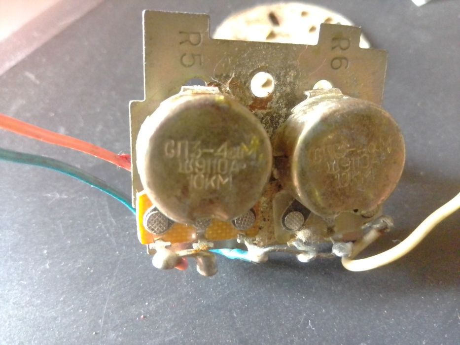 Резистор переменный