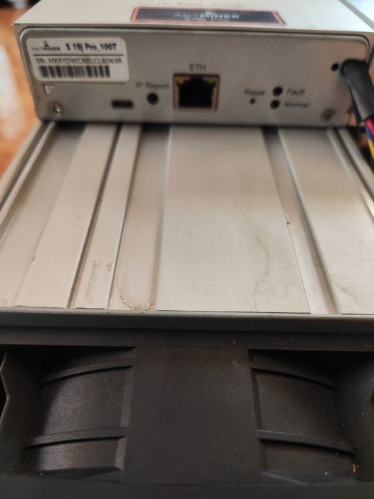 Продам Asik  Antminer S19