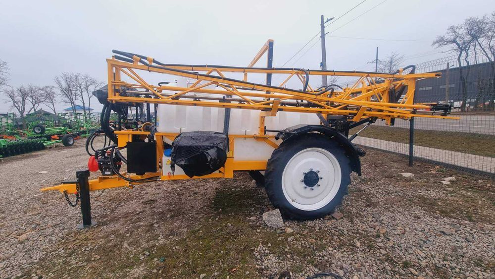 Обприскувач Одісей 2000-18 м