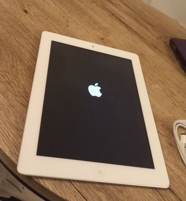 Apple iPad 4. generacji A1458 kondycja baterii 81%