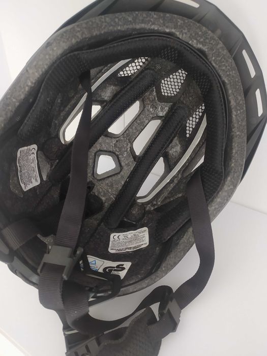Велошолом ABUS Urban-I 3.0 Velvet Black S-M