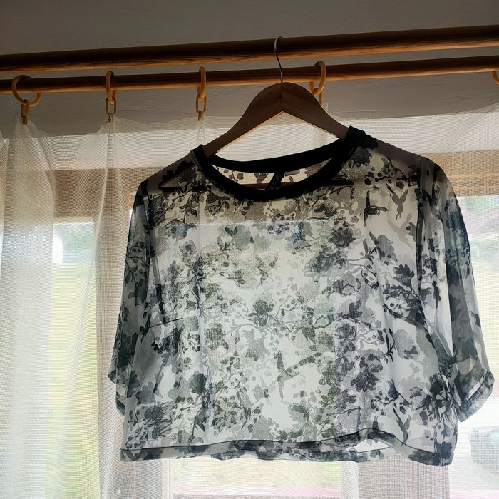 Bluzka siateczka top krótki rozmiar 42 czarno biała H&M
