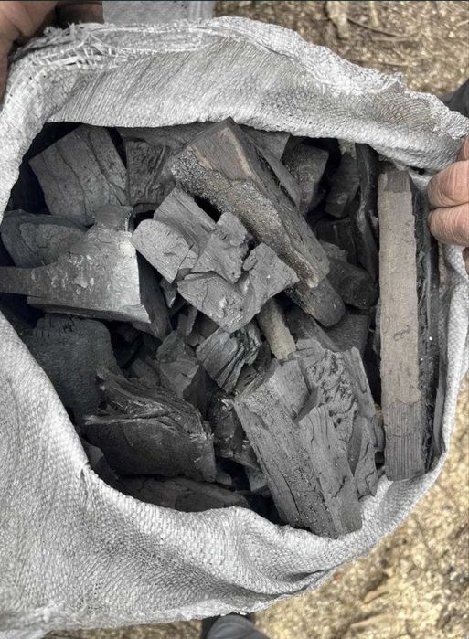 Węgiel drzewny dla użytku profesjonalnego i prywatnego