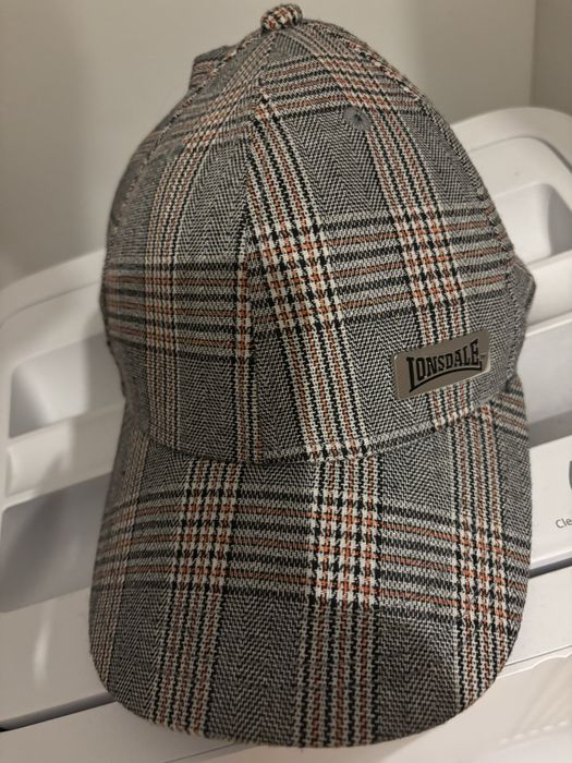 Czapka z daszkiem Lonsdale krata szliczna