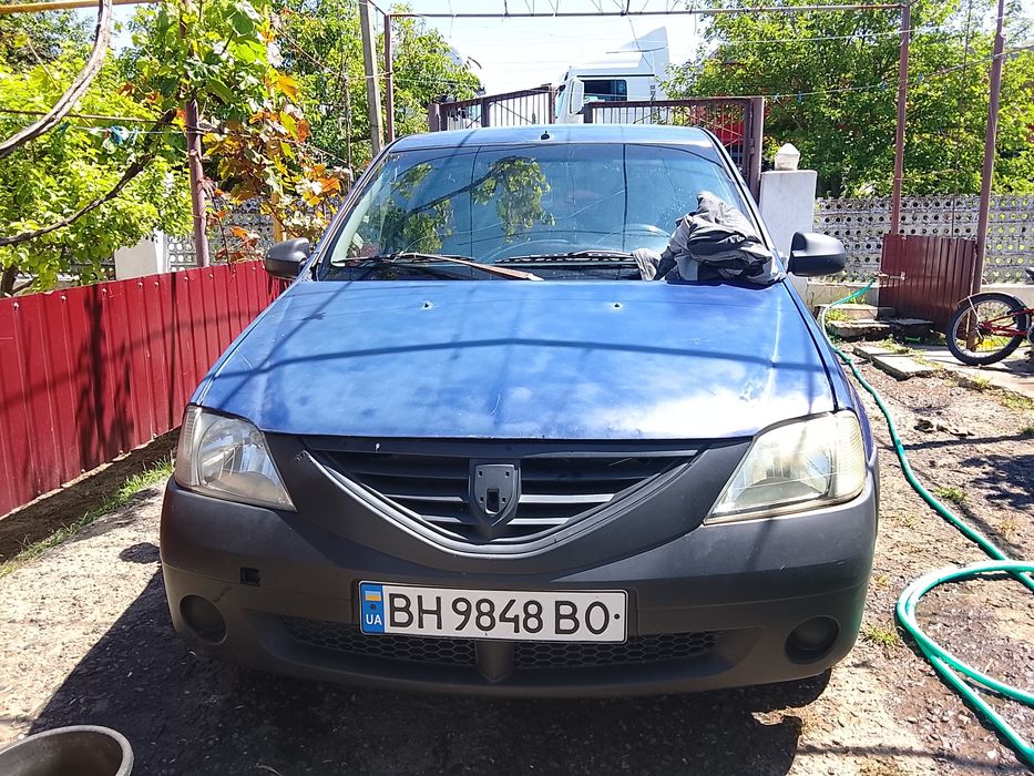Дача логан 2008року