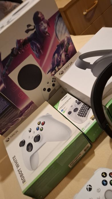Xbox series s duży zestaw Żaba-Krzemieniec • OLX.pl