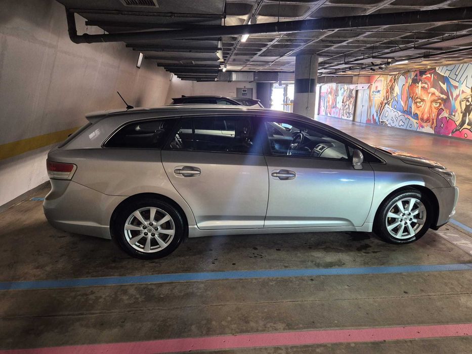 Toyota Avensis SW 2.0 D-4D 126 hp