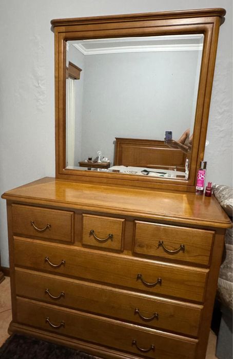 Quarto completo bom estado