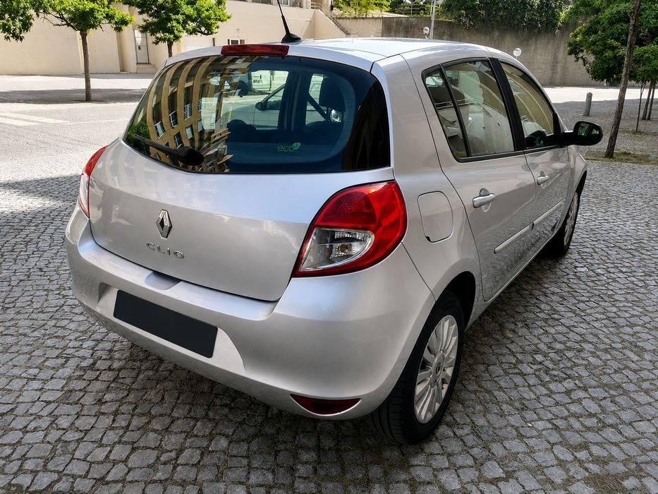 Renault Clio 1.5dci de 2010(Com Auto Rádio Android)