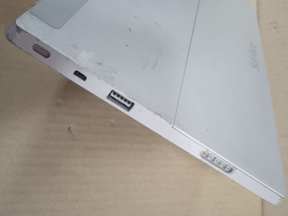 Microsoft Surface RT 1572 "32gb"