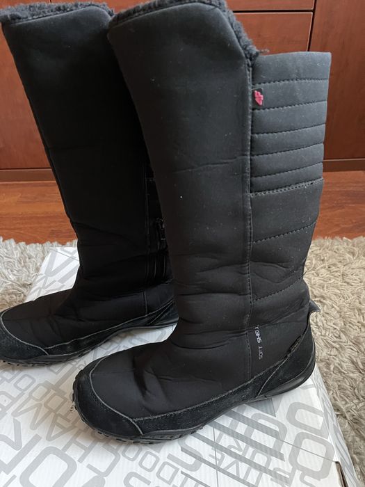 Kozaki sportowe damskie 4F