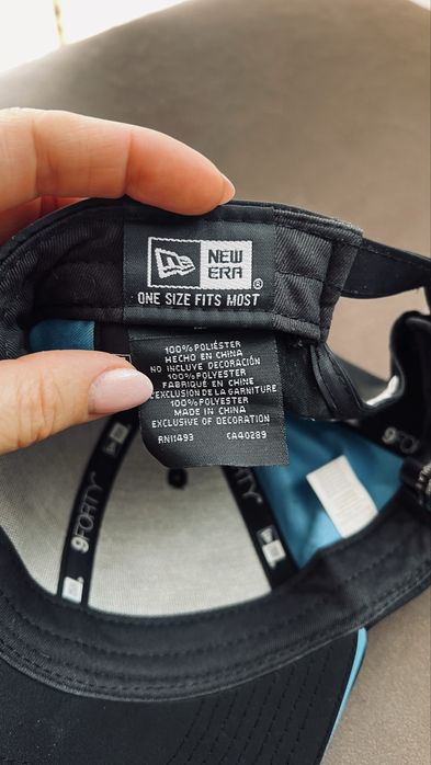 Nowa czapka z daszkiem formuła E mercedes