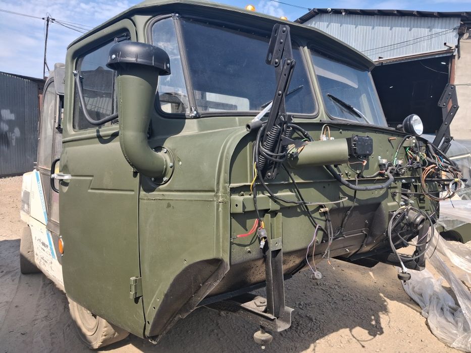 Кабіна Урал 4320 першої комплетності.