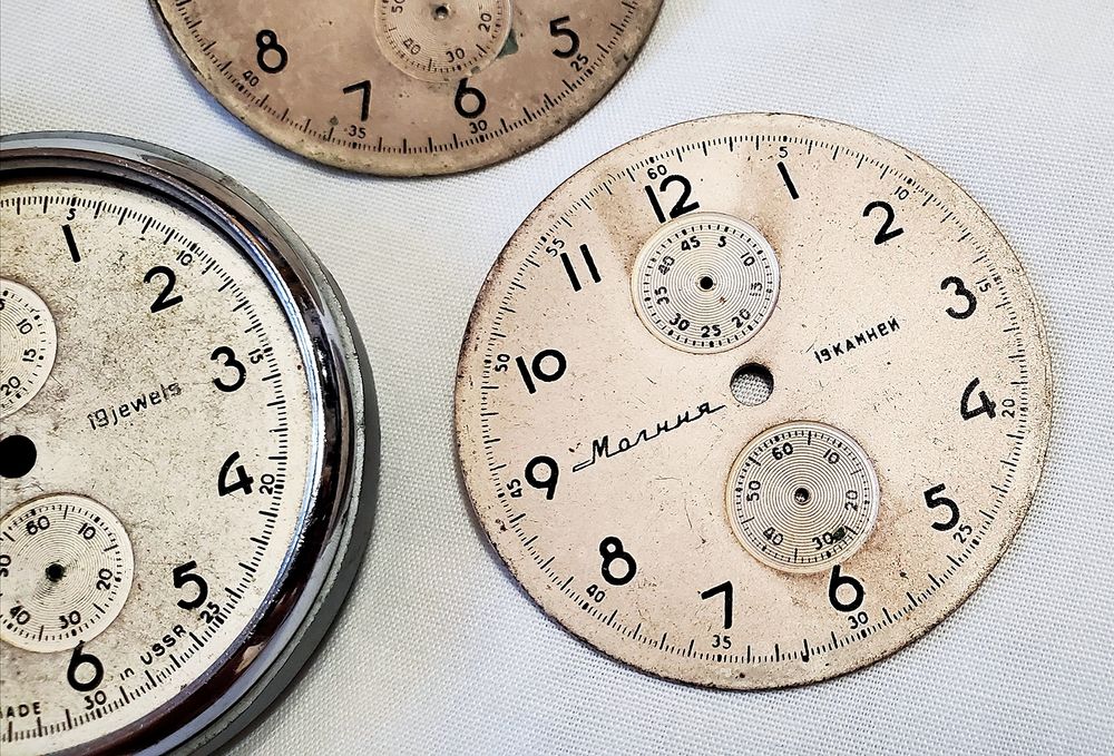 Запчасти на часы Молния-Хронограф 3017 из 50х годов ЧЧЗ периода ссср