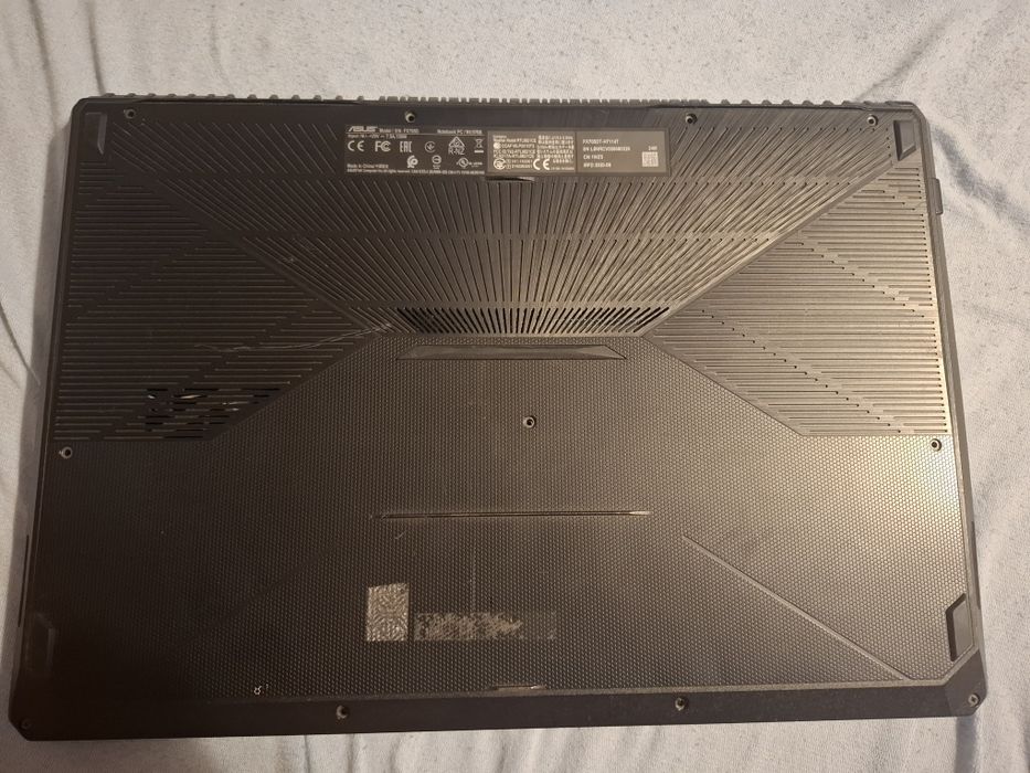 Uszkodzony laptop asus gaming tuf