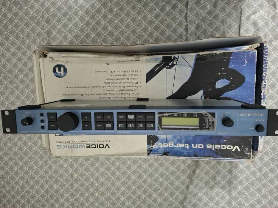 Processador de audio TC  Helicon Harmony