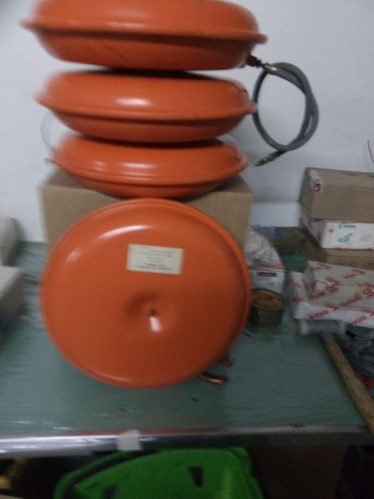 Vaso de expansão para caldeiras murais