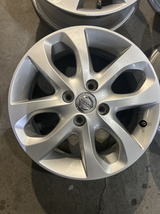 Felgi nissan oryginał 15’