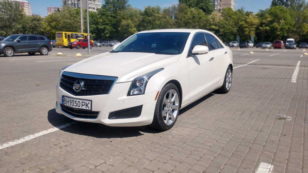 Cadillac ATS в комплектации LUXURY (2.5 бензин, кожа, 2014 год)