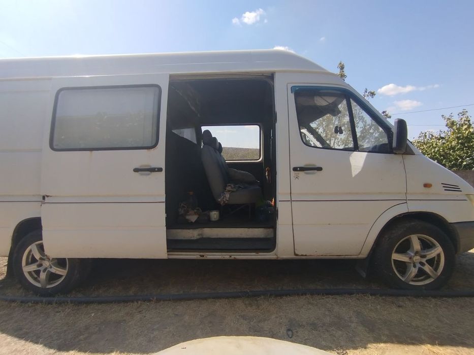 Продам спринтер 213 cdi