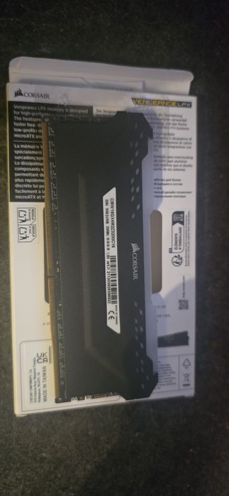 Memória RAM corsair 8gb 3200mhz cl 16